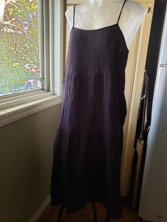 Wild Skyes Dresses & Skirts - Women’s Black Tiered Midi Skirt - Classic Minimal Style Pockets
